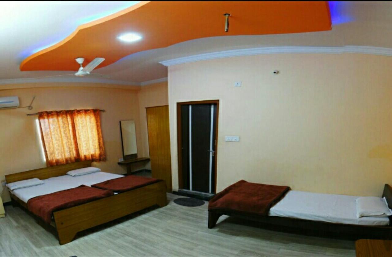 Ganga Palace Hotell Ujjain Eksteriør bilde
