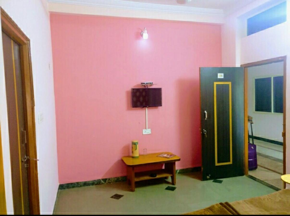 Ganga Palace Hotell Ujjain Eksteriør bilde
